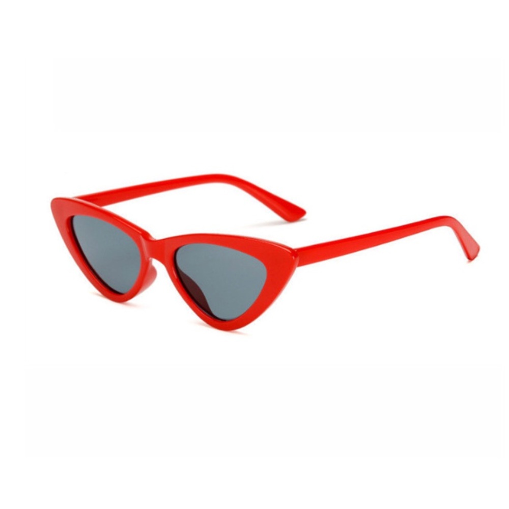 BOGO 50% OFF  CHIC CAT EYE SUNGLASSES